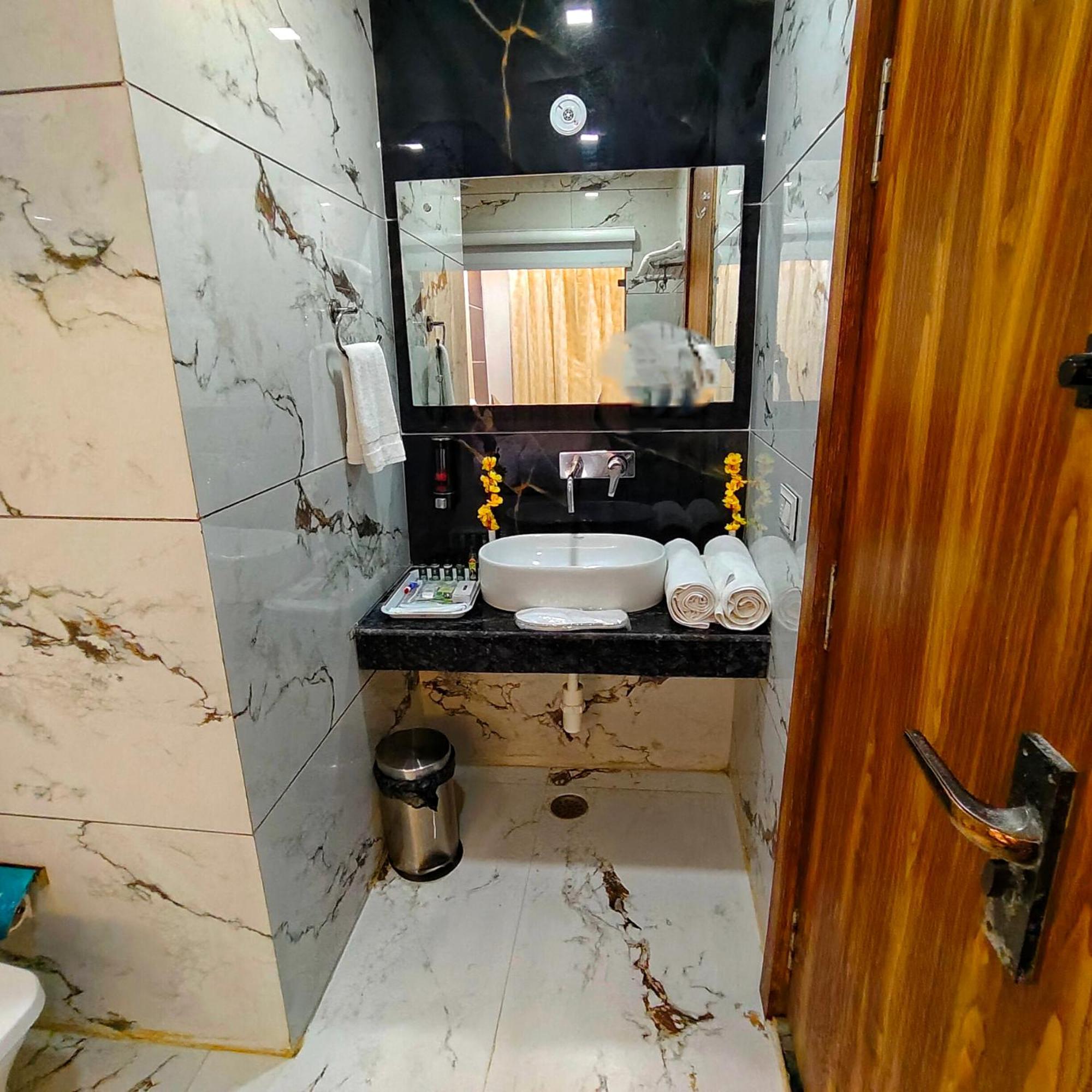 Hotel Taste Of India Agra  Ngoại thất bức ảnh